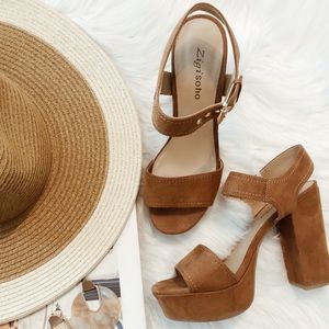 Zigi Soho | Gretta Platform Heel Sandal